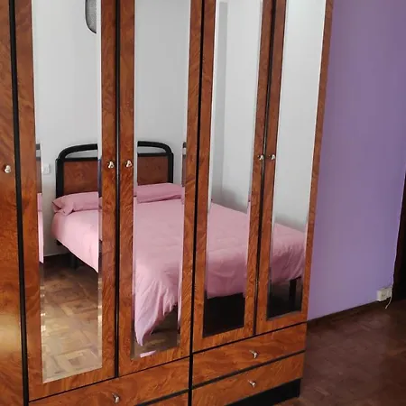 아파트 Centro De A Seis Minutos De La Playa 기욘