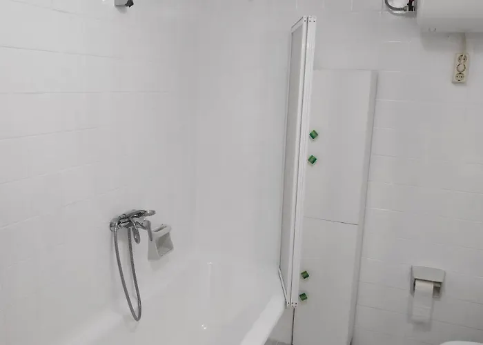 Centro De A Seis Minutos De La Playa Appartement *